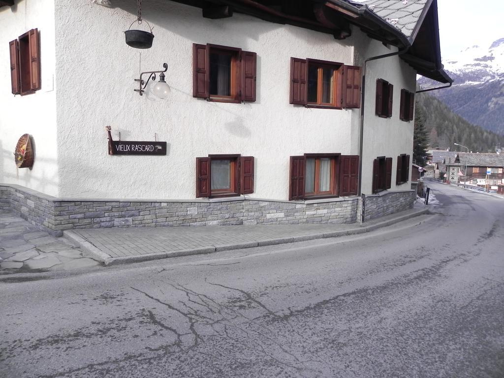 Le Vieux Rascard Chambres D'Hotes 샴폴루크 객실 사진