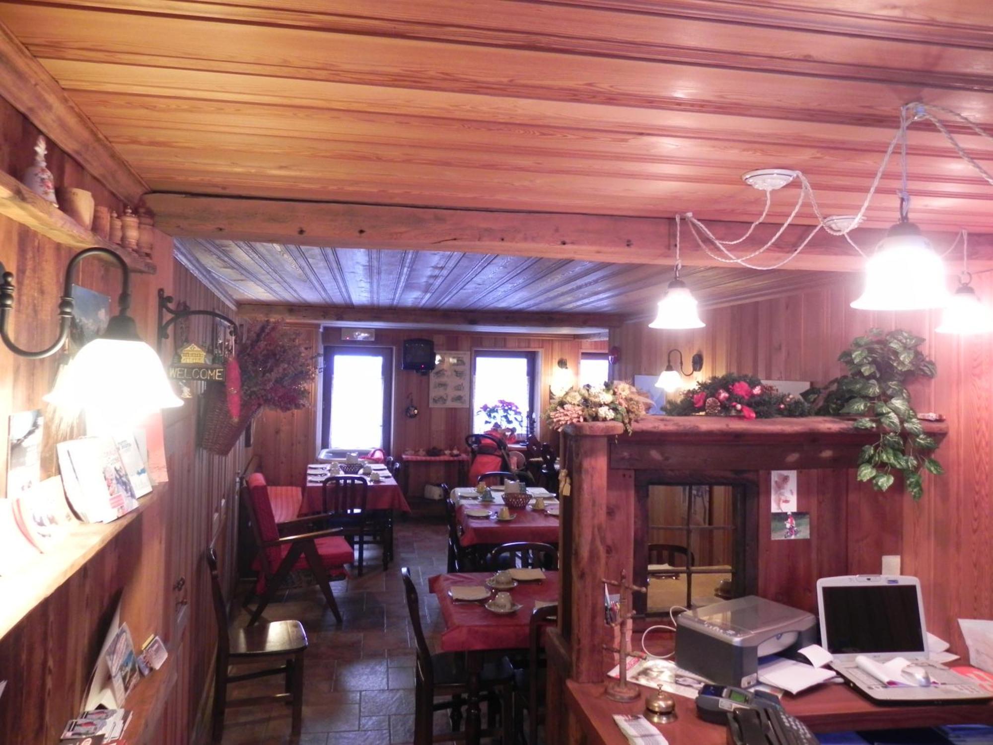 Le Vieux Rascard Chambres D'Hotes 샴폴루크 외부 사진