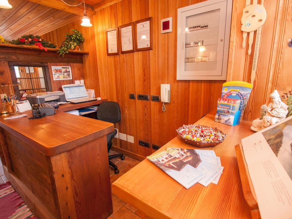 Le Vieux Rascard Chambres D'Hotes 샴폴루크 외부 사진