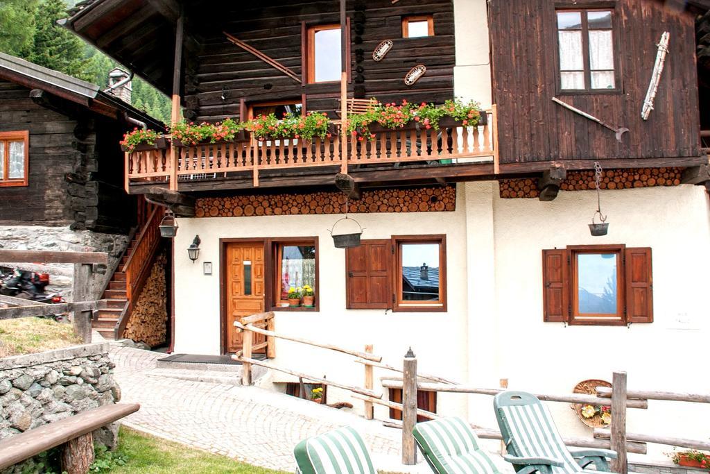 Le Vieux Rascard Chambres D'Hotes 샴폴루크 외부 사진