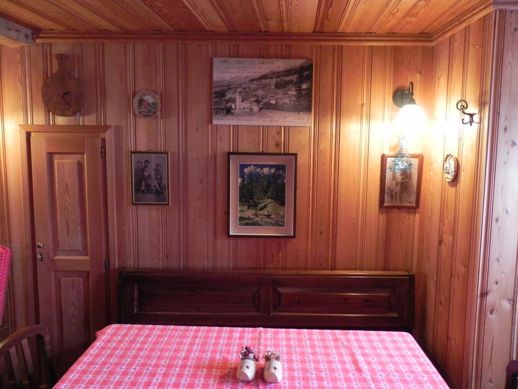 Le Vieux Rascard Chambres D'Hotes 샴폴루크 외부 사진